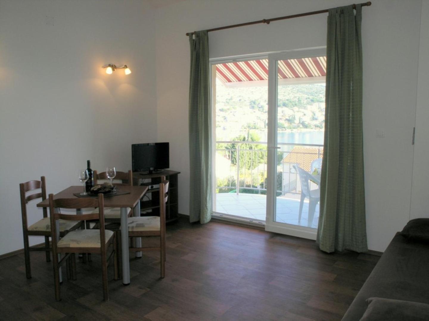 טרוגיר Apartments Aurelius - Relaxing With Gorgeous View מראה חיצוני תמונה